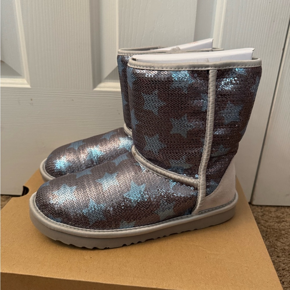 Silver Star Sequin Ugg
